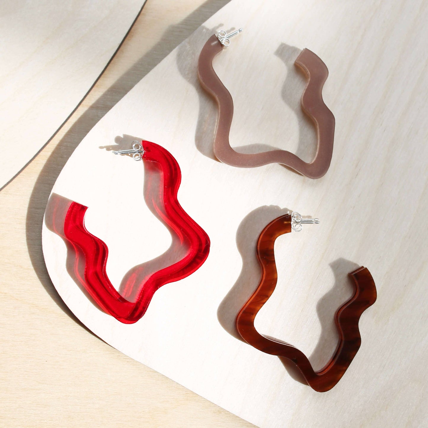 Squiggle Hoops: Iridescent