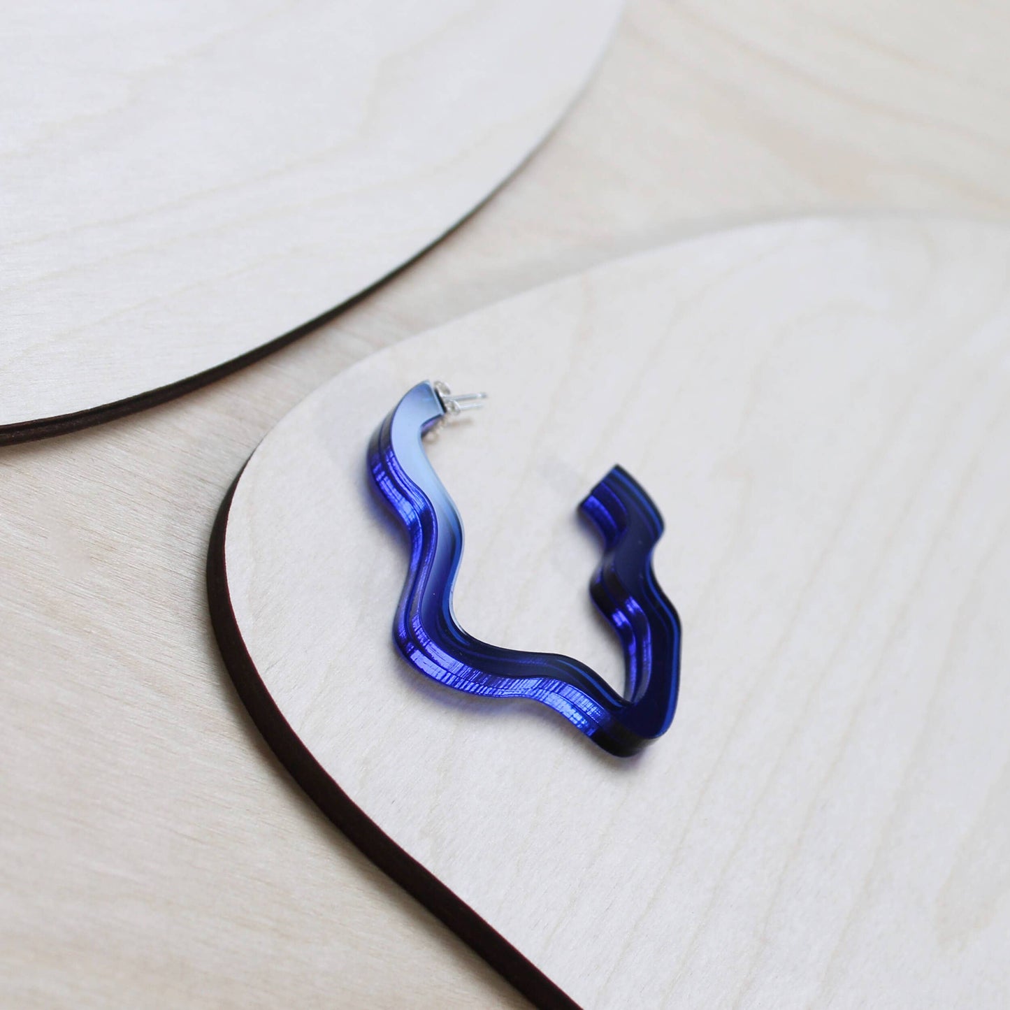 Squiggle Hoops: Iridescent