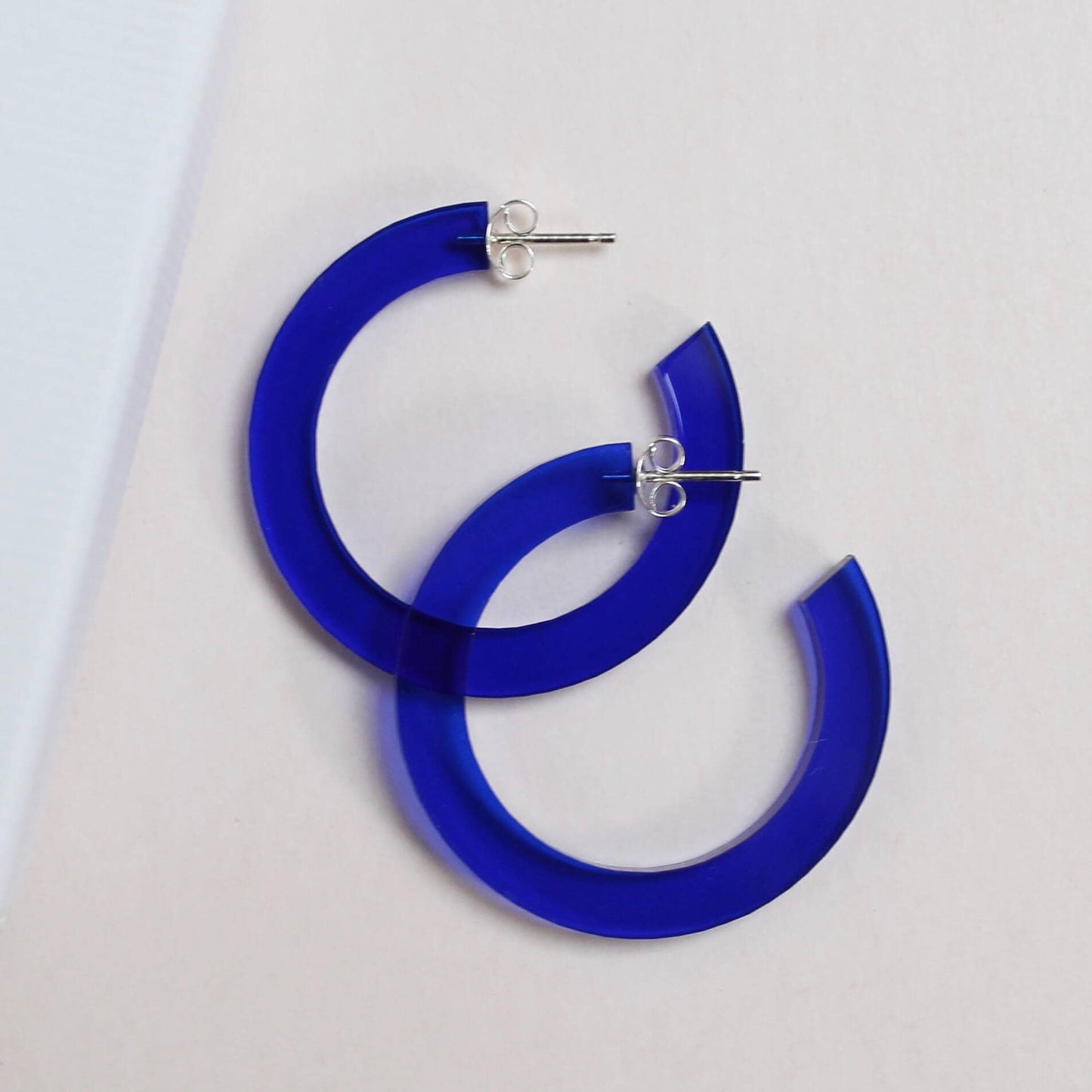 Perspex Colourful Hoop Earrings: Gold glitter