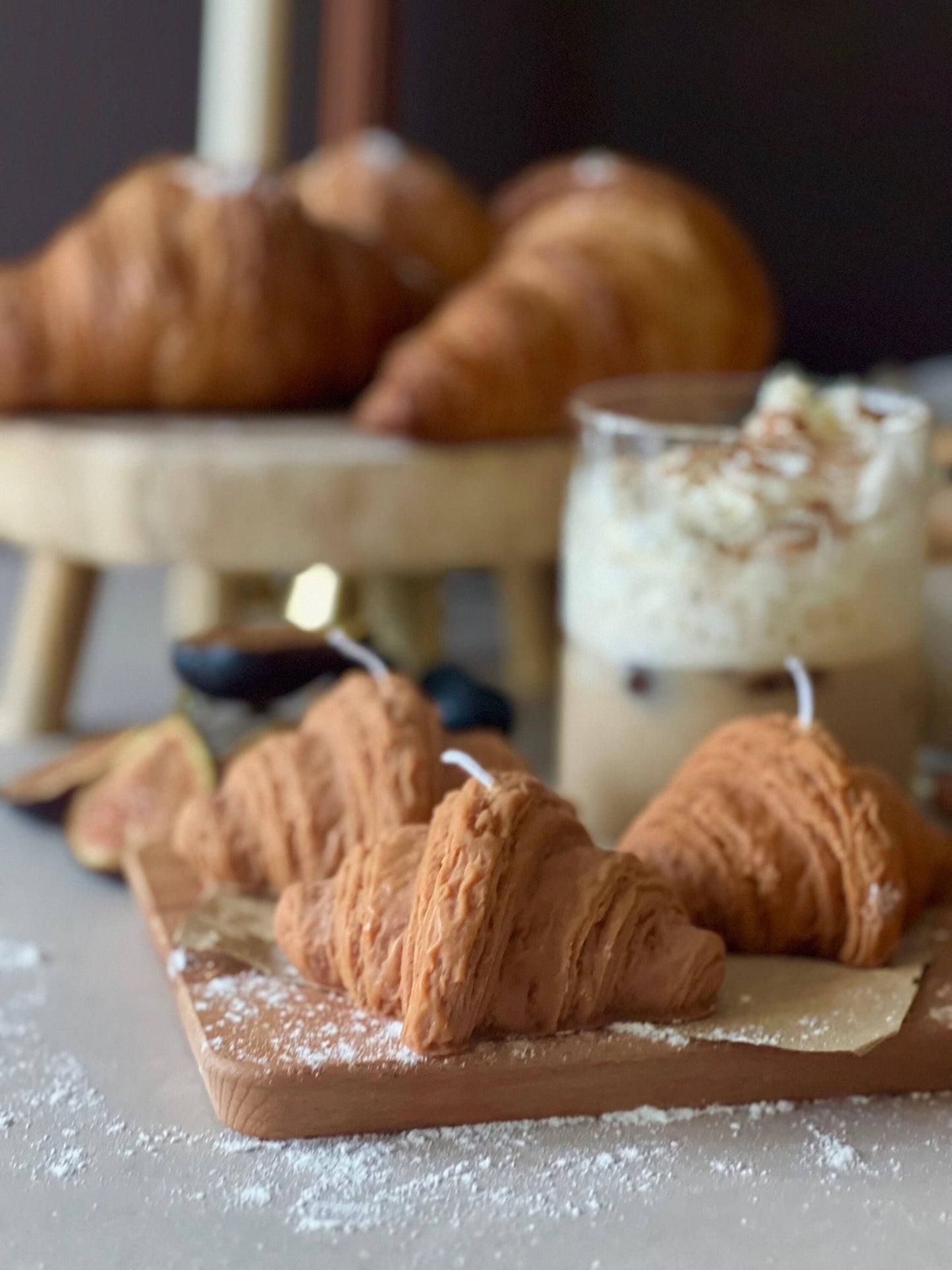 Soy Wax Croissant Candle|Bakery candle|Breakfast candle: White / Cinnamon Vanilla