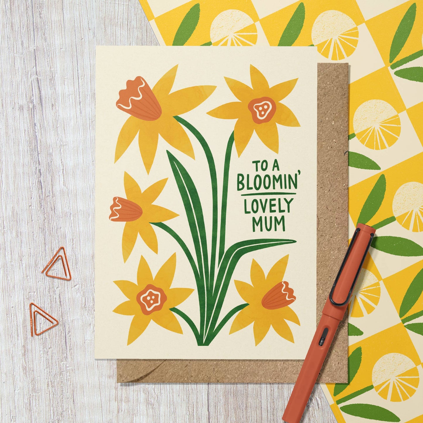 Daffodil Mum |  Floral Greeting Card for Mum: Naked