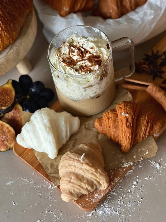 Soy Wax Croissant Candle|Bakery candle|Breakfast candle: White / Cinnamon Vanilla