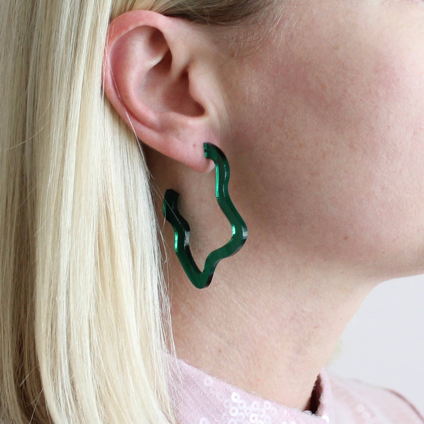 Perspex Squiggle Hoops: Light Green