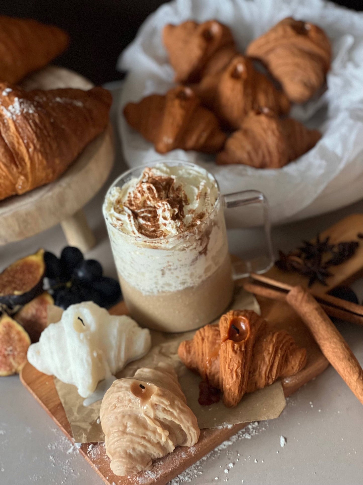 Soy Wax Croissant Candle|Bakery candle|Breakfast candle: White / Cinnamon Vanilla
