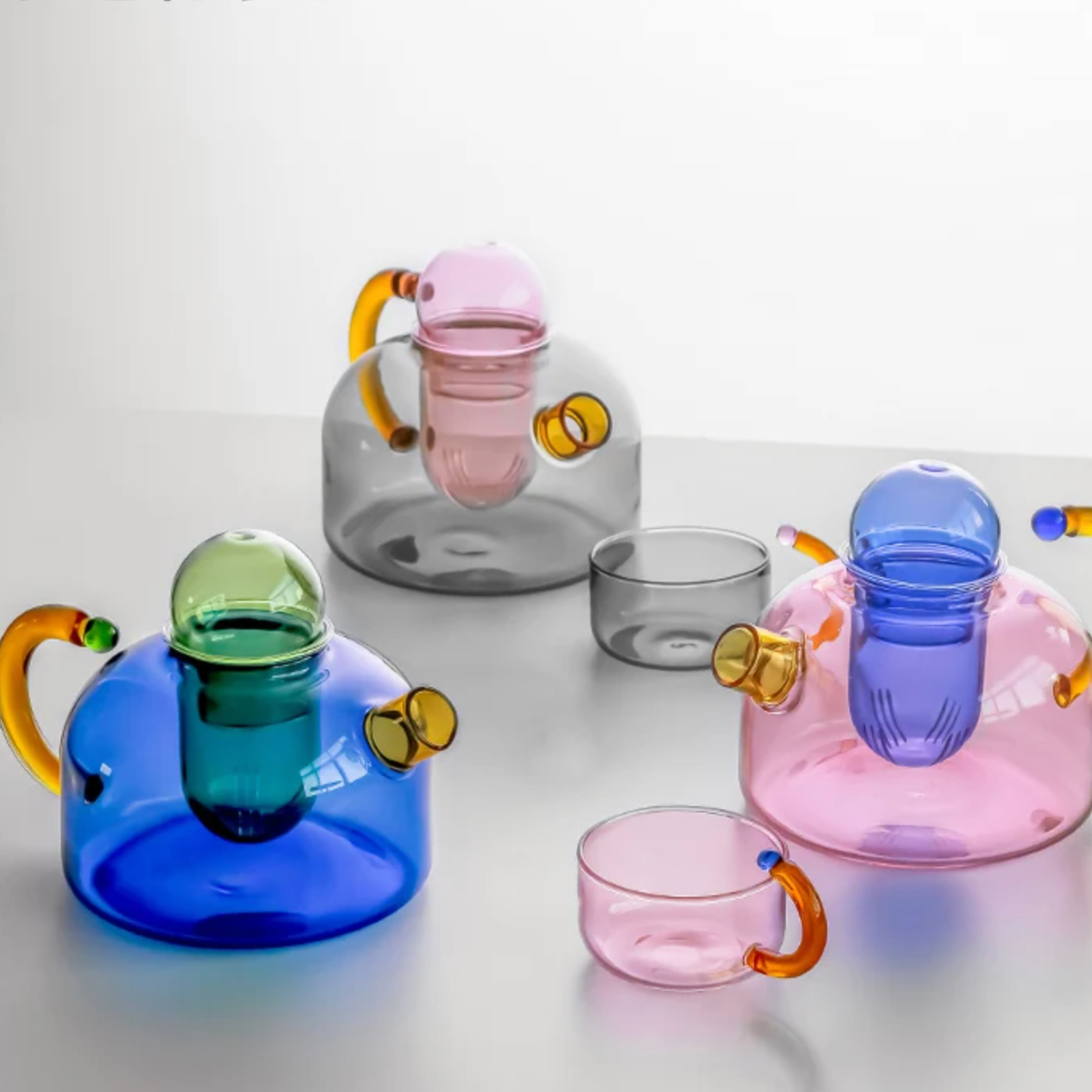 Contrasting Color Heat Resistant Glass Teapot and Cups: Grey Kettle