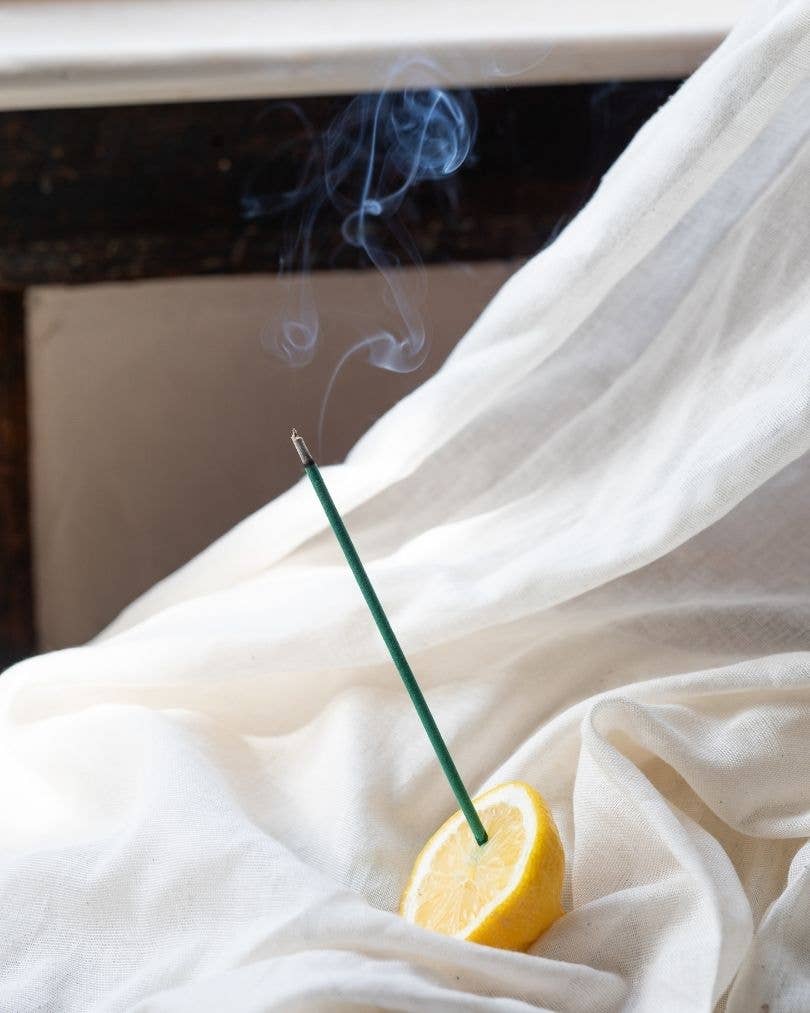 The Golden Altar Natural Incense - Rosemary & Lemon